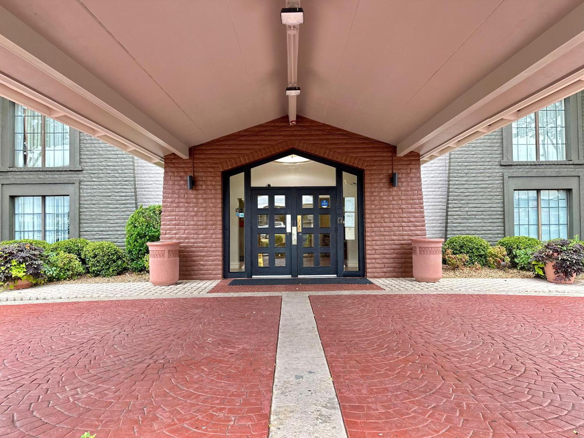 La Quinta Inn By Wyndham Huntsville Research Park Exteriör bild