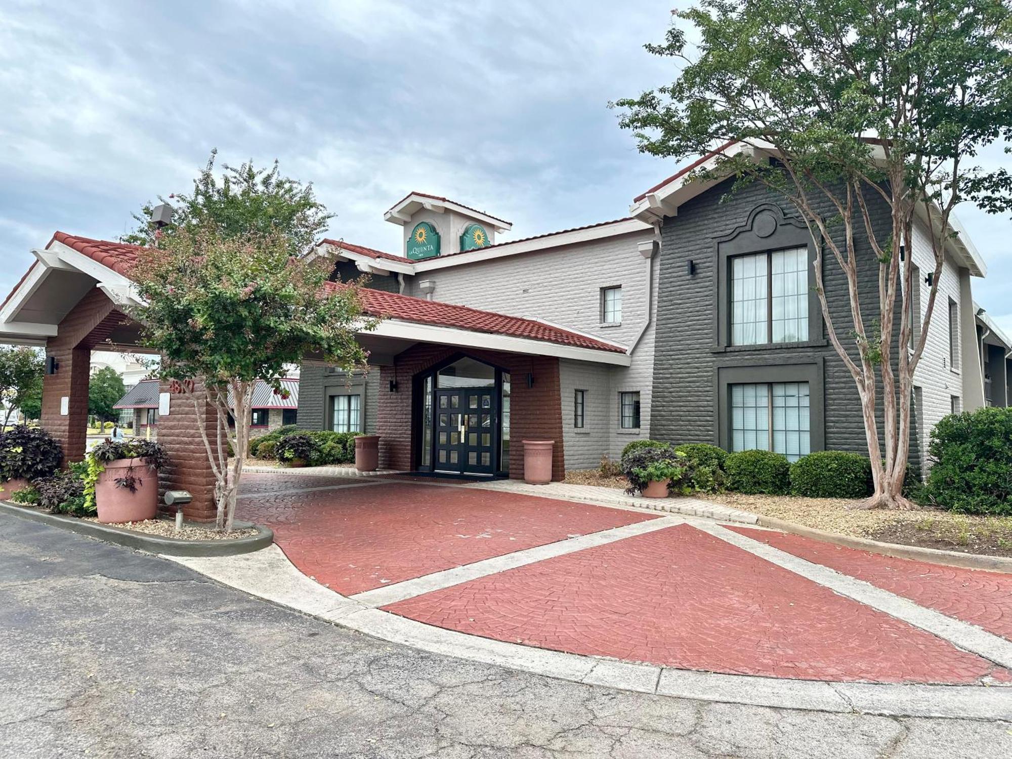 La Quinta Inn By Wyndham Huntsville Research Park Exteriör bild