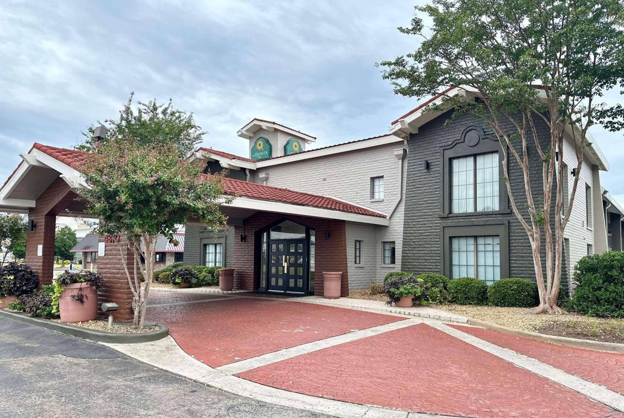La Quinta Inn By Wyndham Huntsville Research Park Exteriör bild